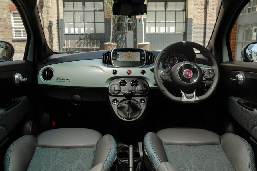 Торпедо Fiat 500 Hybrid Launch Edition (312) 2020 года  (UK) (фото 27 из 40)